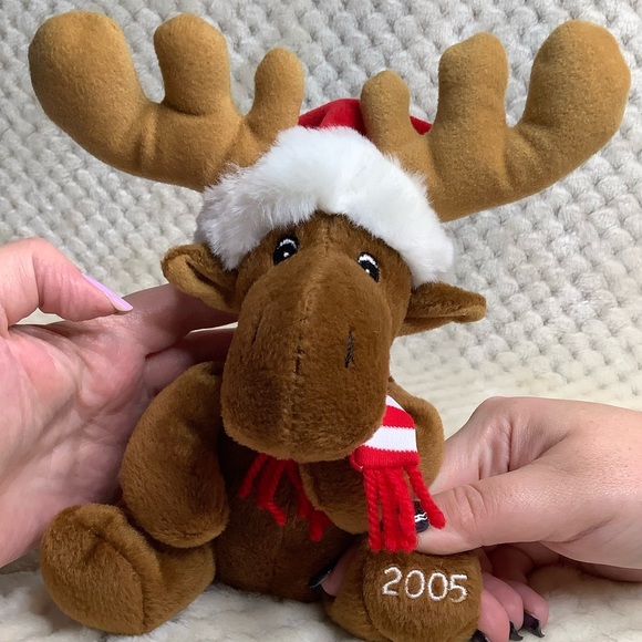 SEARS Vintage 2005 Plush Kris Moose Stuffed Animal Toy Santa Hat and Scarf - Picture 4 of 9